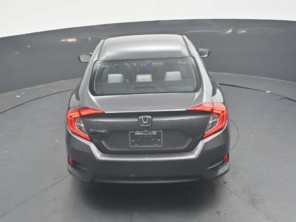Certified Used 2018 Lunar Silver Metallic Honda LX image 25