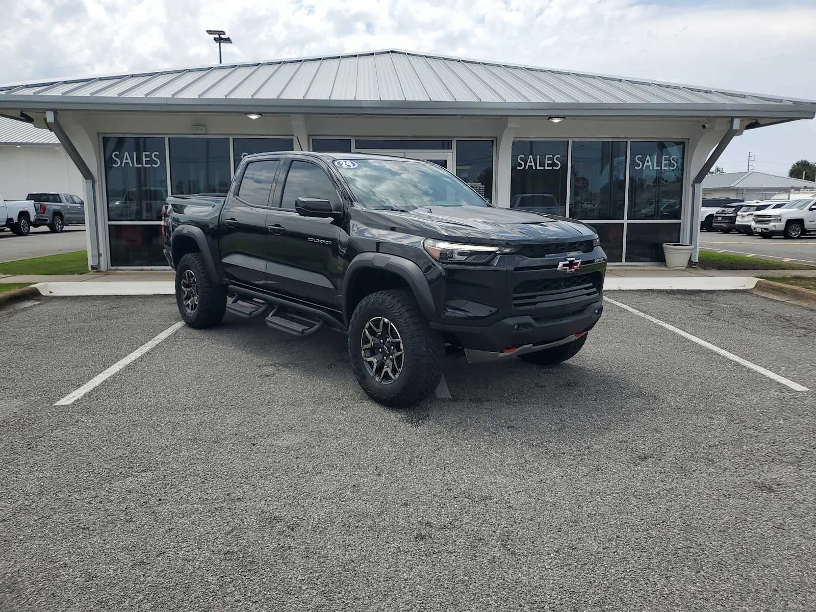 Used 2024 Black Chevrolet ZR2 image 9