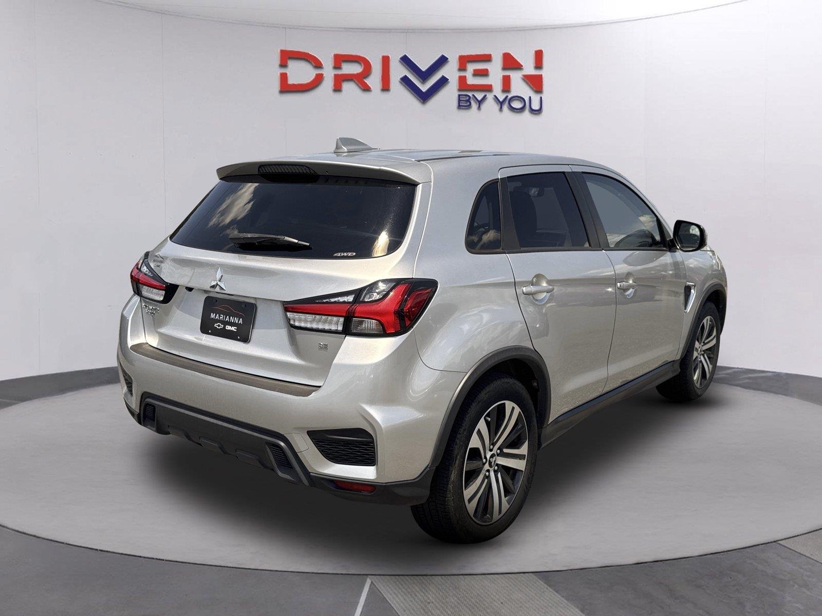 Used 2021 Alloy Silver Metallic Mitsubishi ES image 4