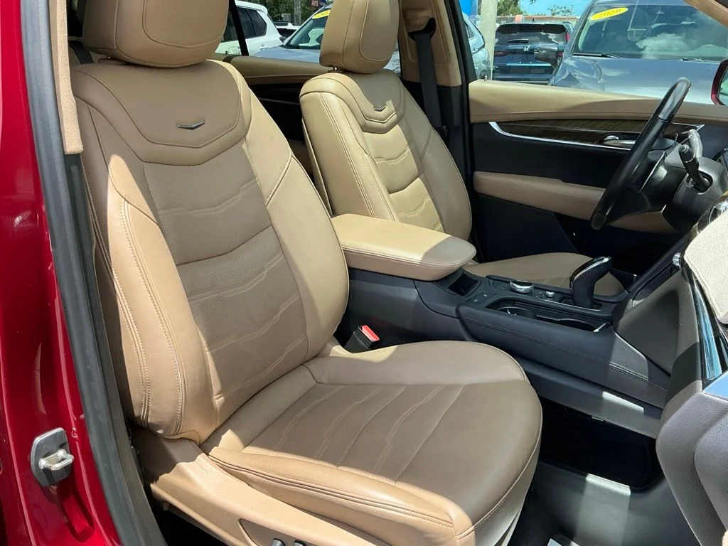 Used 2020 Red Cadillac Sport image 24