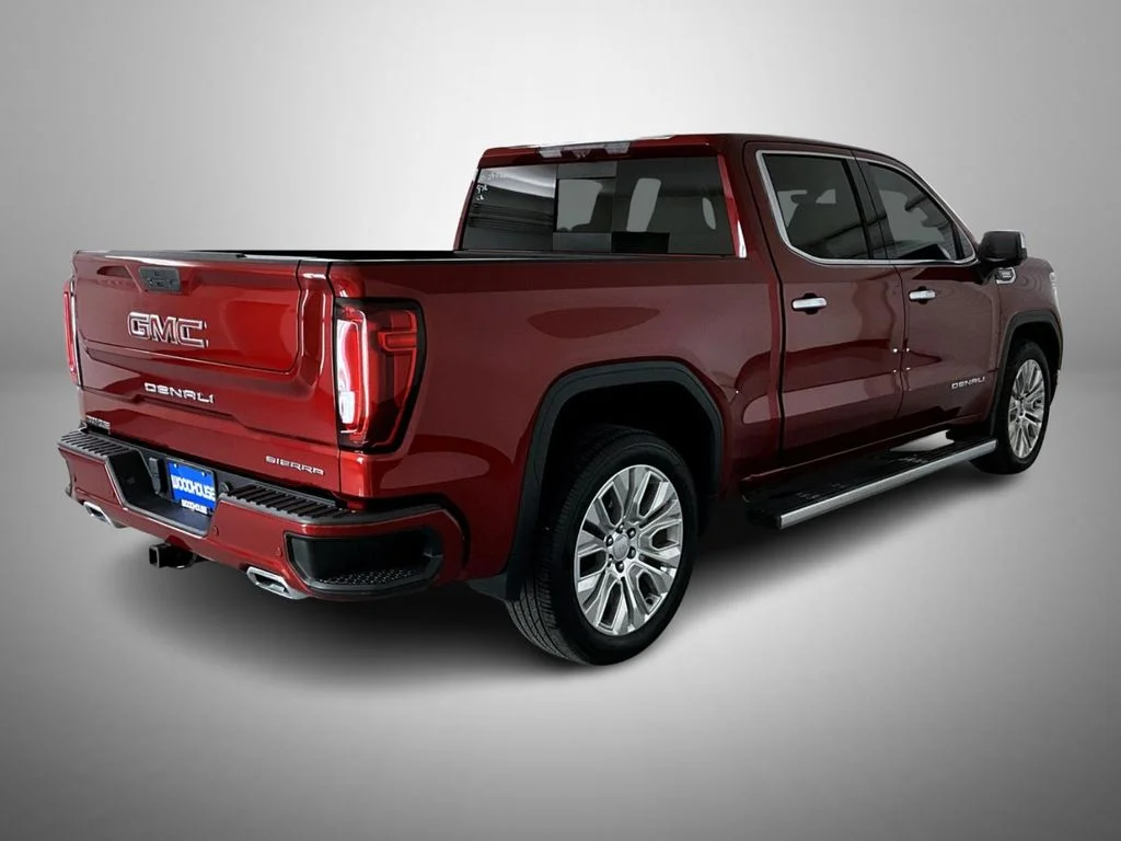 Used 2021 Red GMC Denali image 5