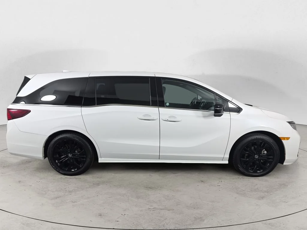 2025 Honda Odyssey Sport L - Photo 6
