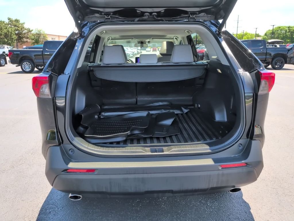 Used 2025 Black Toyota XLE Premium image 7