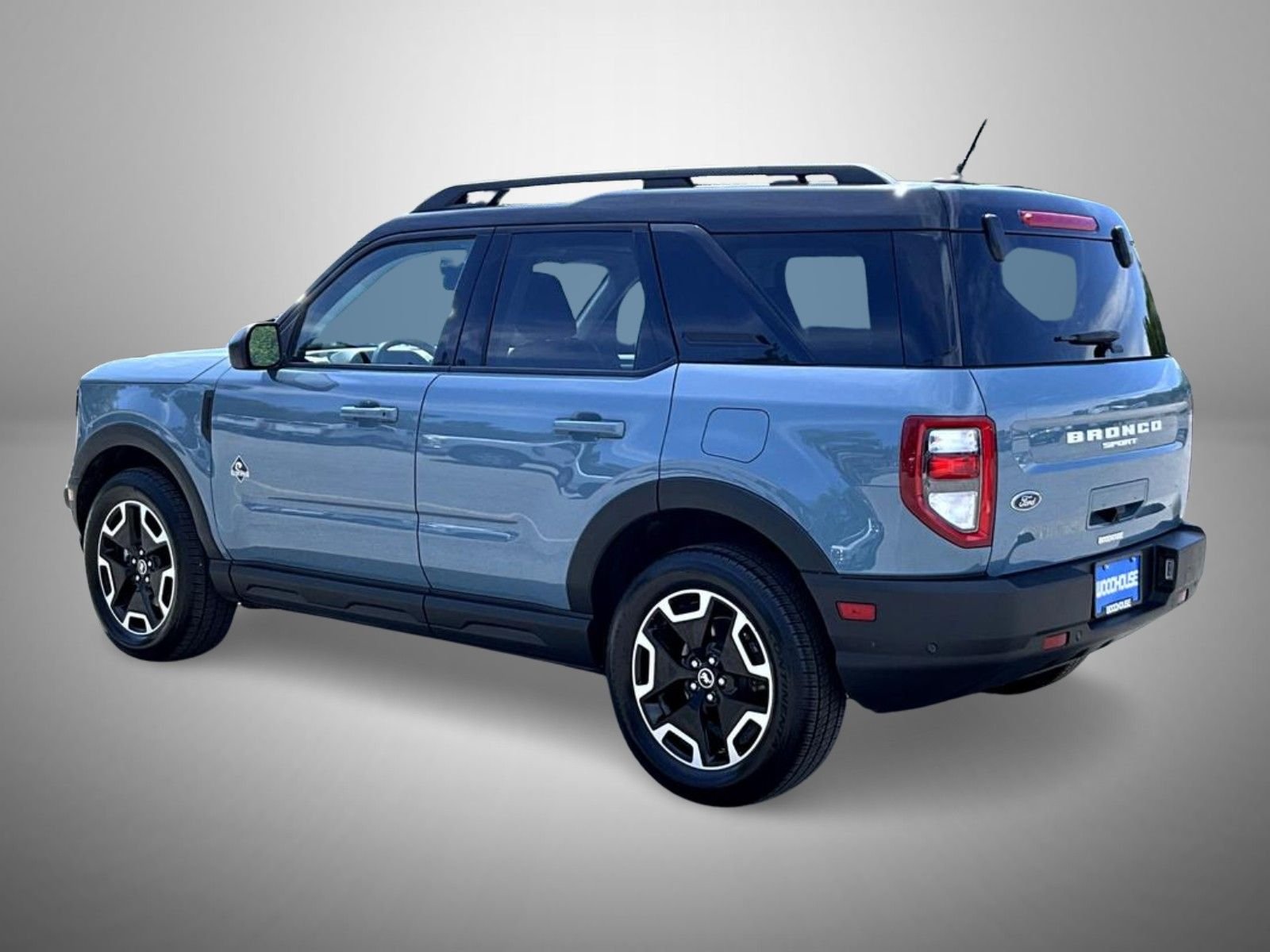 Used 2023 Blue Ford Outer Banks image 7