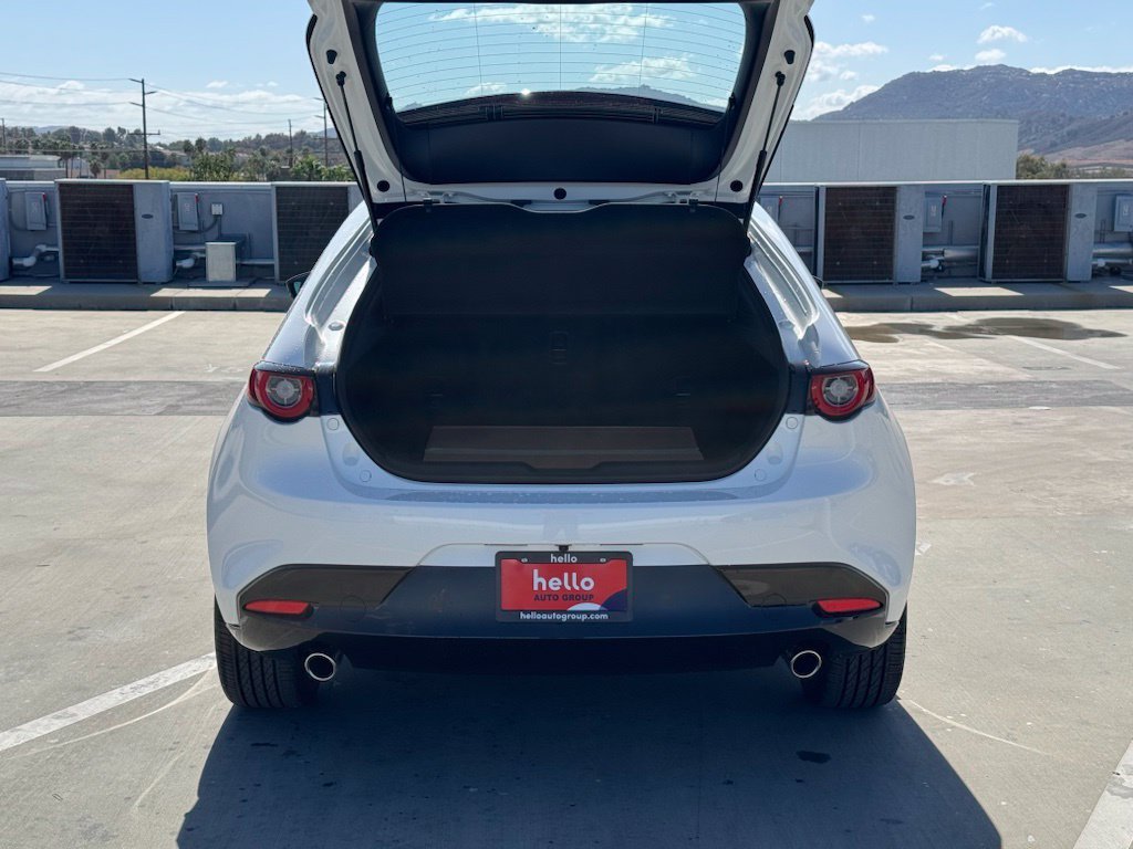 New 2026 Snowflake White Pearl Mazda 2.5 S Preferred image 21