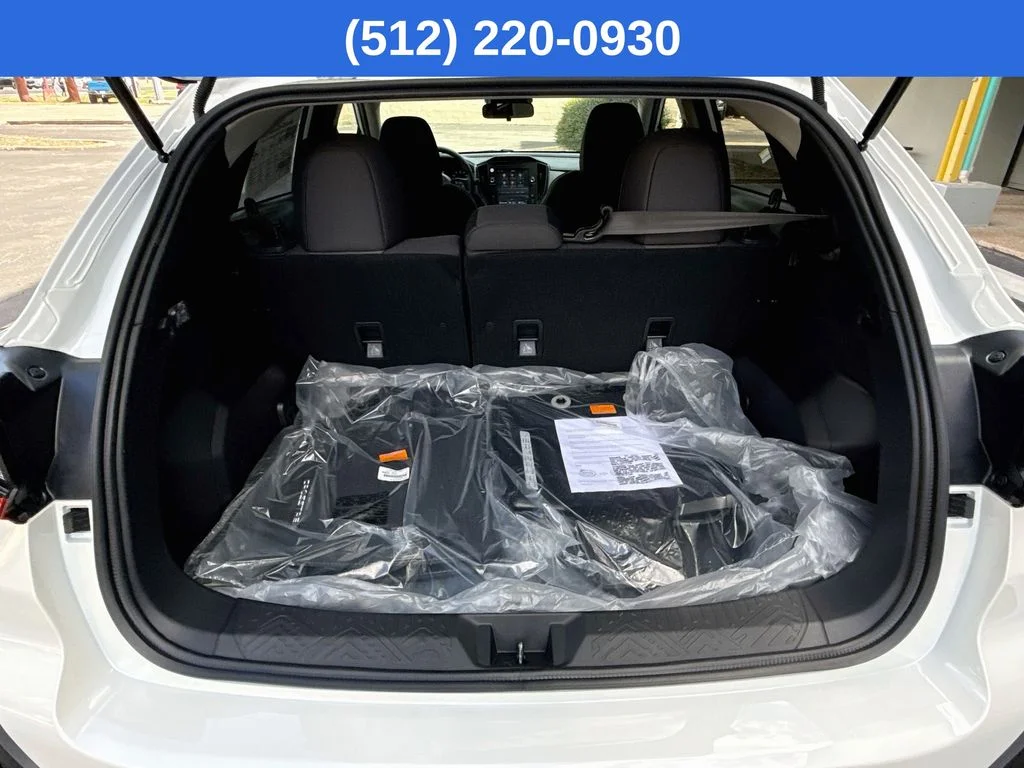 New 2026 White Subaru Base image 31