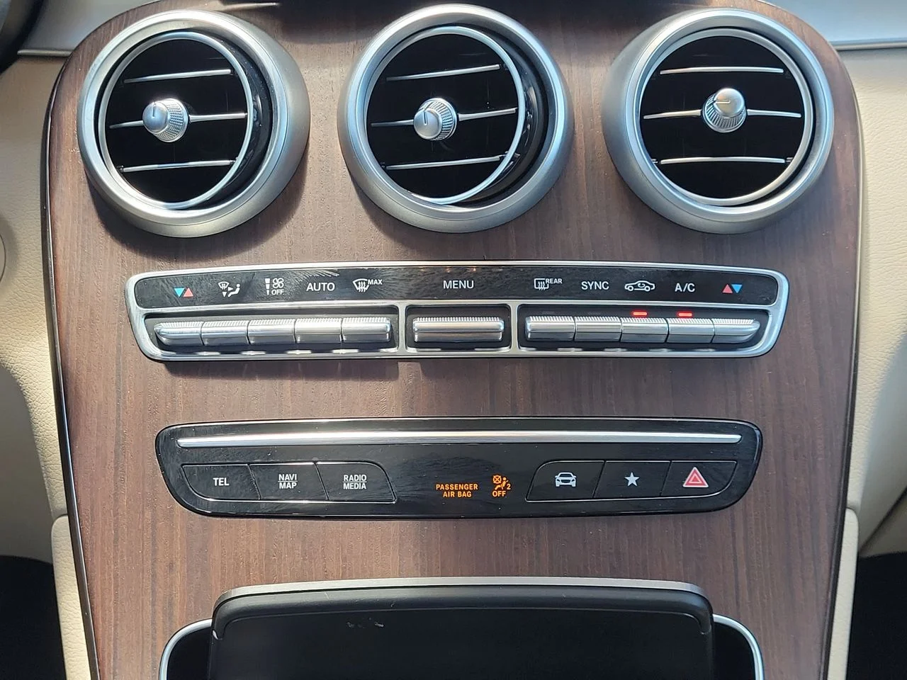 Certified Used 2022 Silver Mercedes-Benz GLC 300 image 20