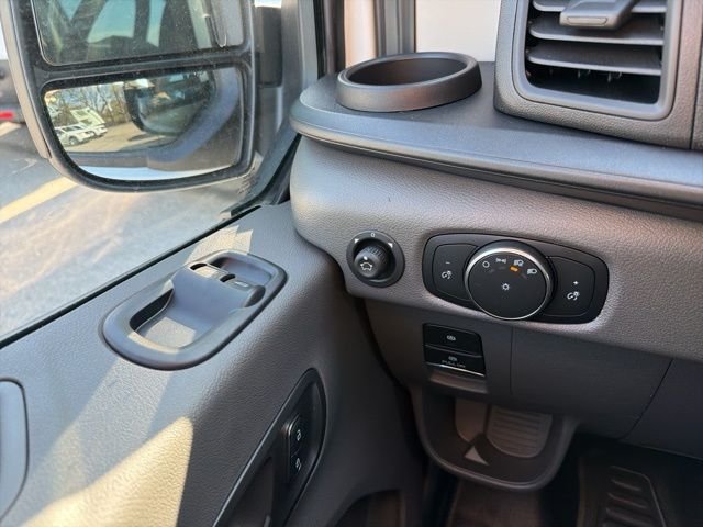 New 2026 Oxford White Ford Cargo Van image 22