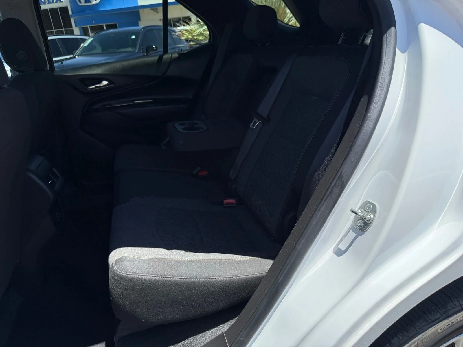 2024 Chevrolet Equinox LT - Photo 34