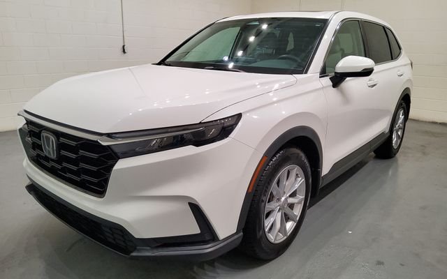 Used 2024 White Honda EX image 4