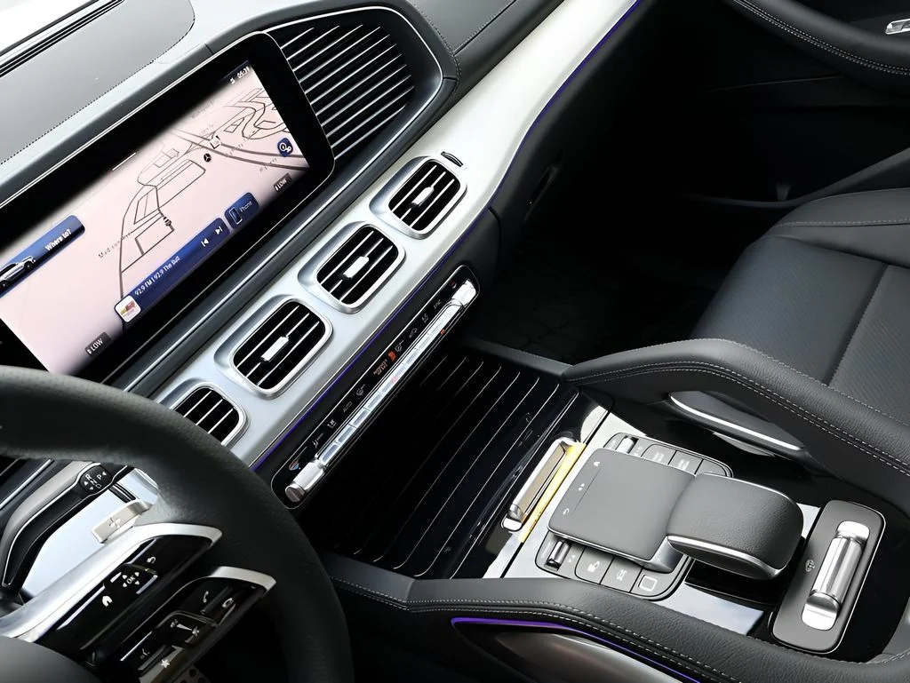 New 2025 White Mercedes-Benz GLS 450 image 22