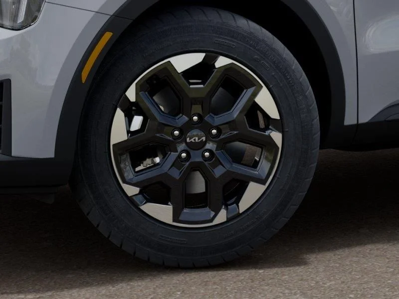 New 2026 Wolf Gray Kia S image 9