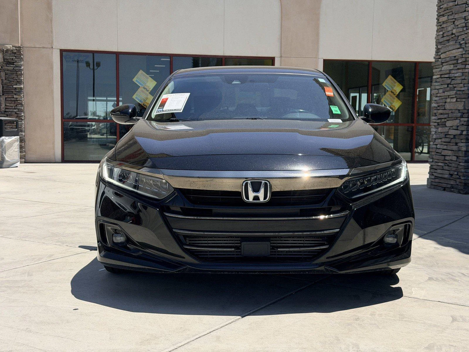 Used 2022  Honda Sport SE image 2