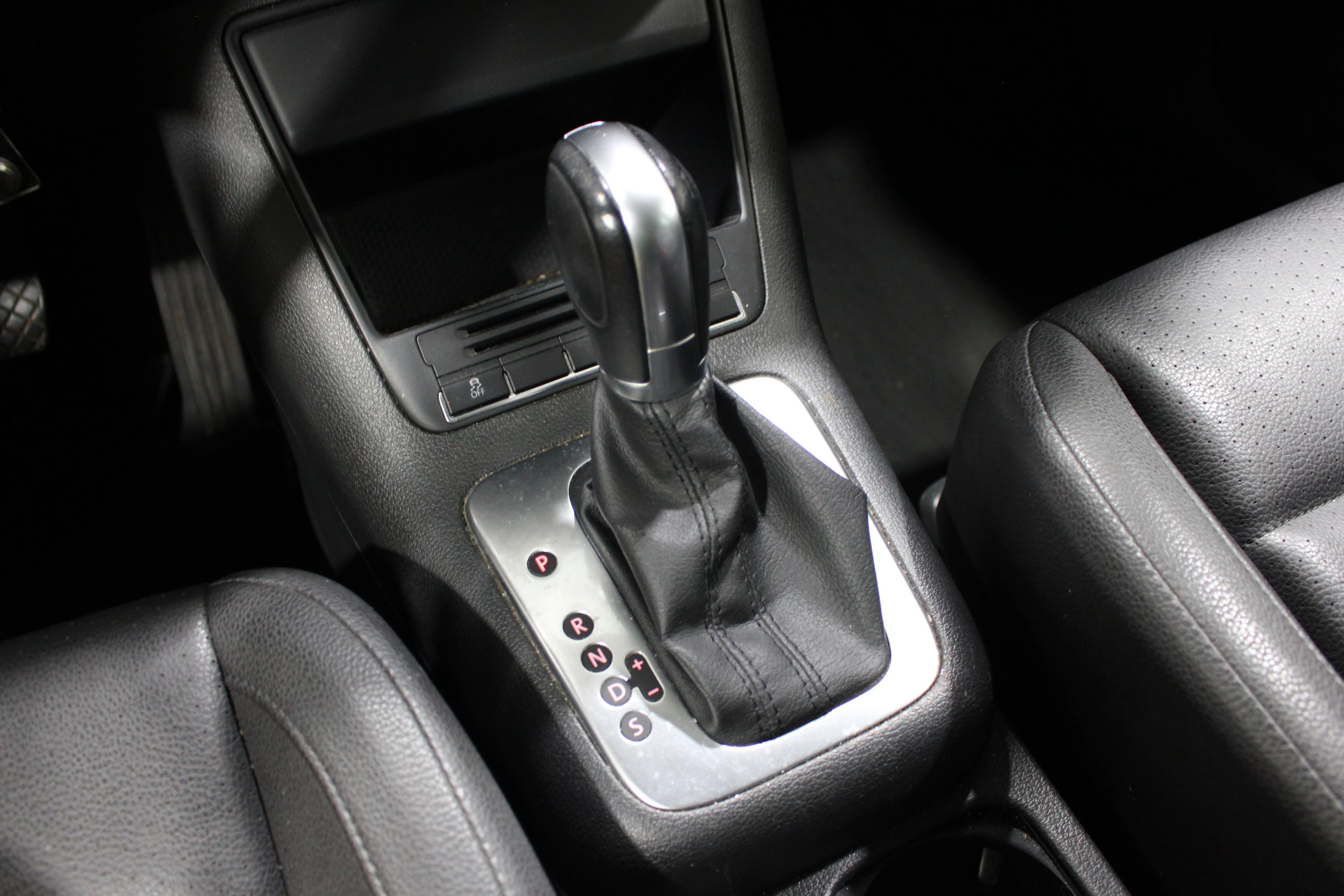 2014 Volkswagen Tiguan SE - Photo 15