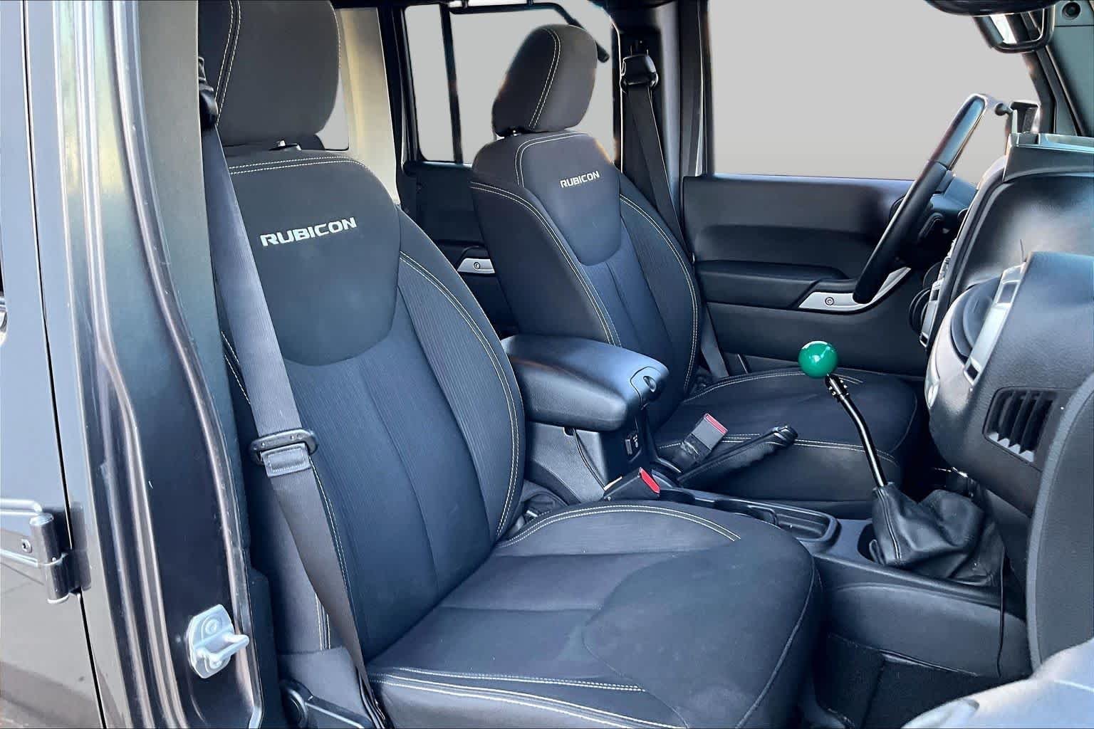 Used 2016 Granite Crystal Metallic Clearcoat Jeep Rubicon image 9