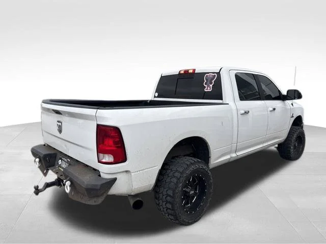 Used 2017 White Ram SLT image 4