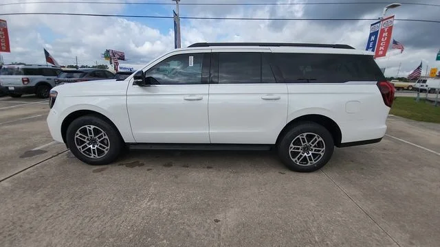 New 2026 Star White Metallic Tri-Coat Ford Active image 8