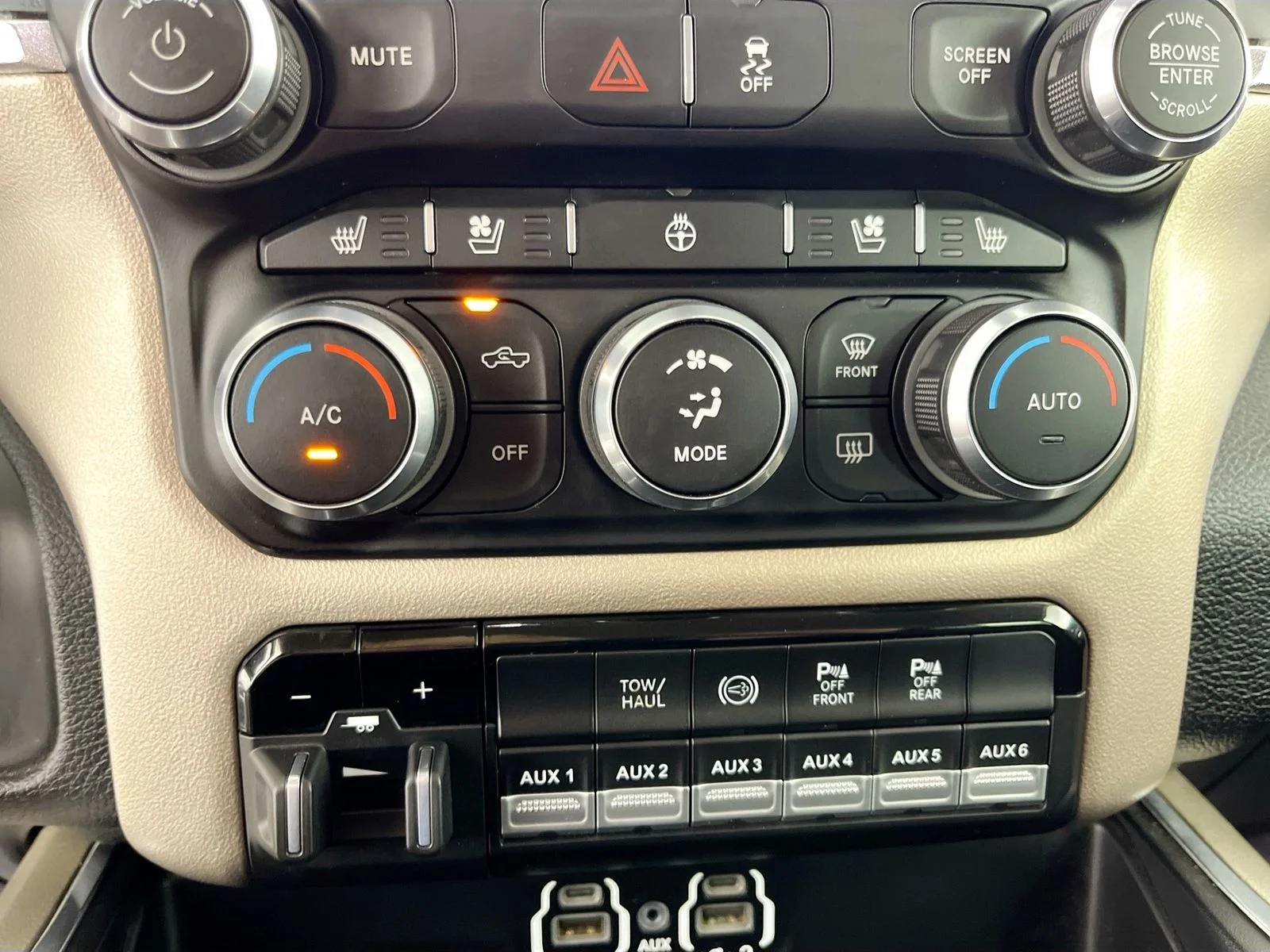 2022 RAM Ram 3500 Pickup Laramie - Photo 21