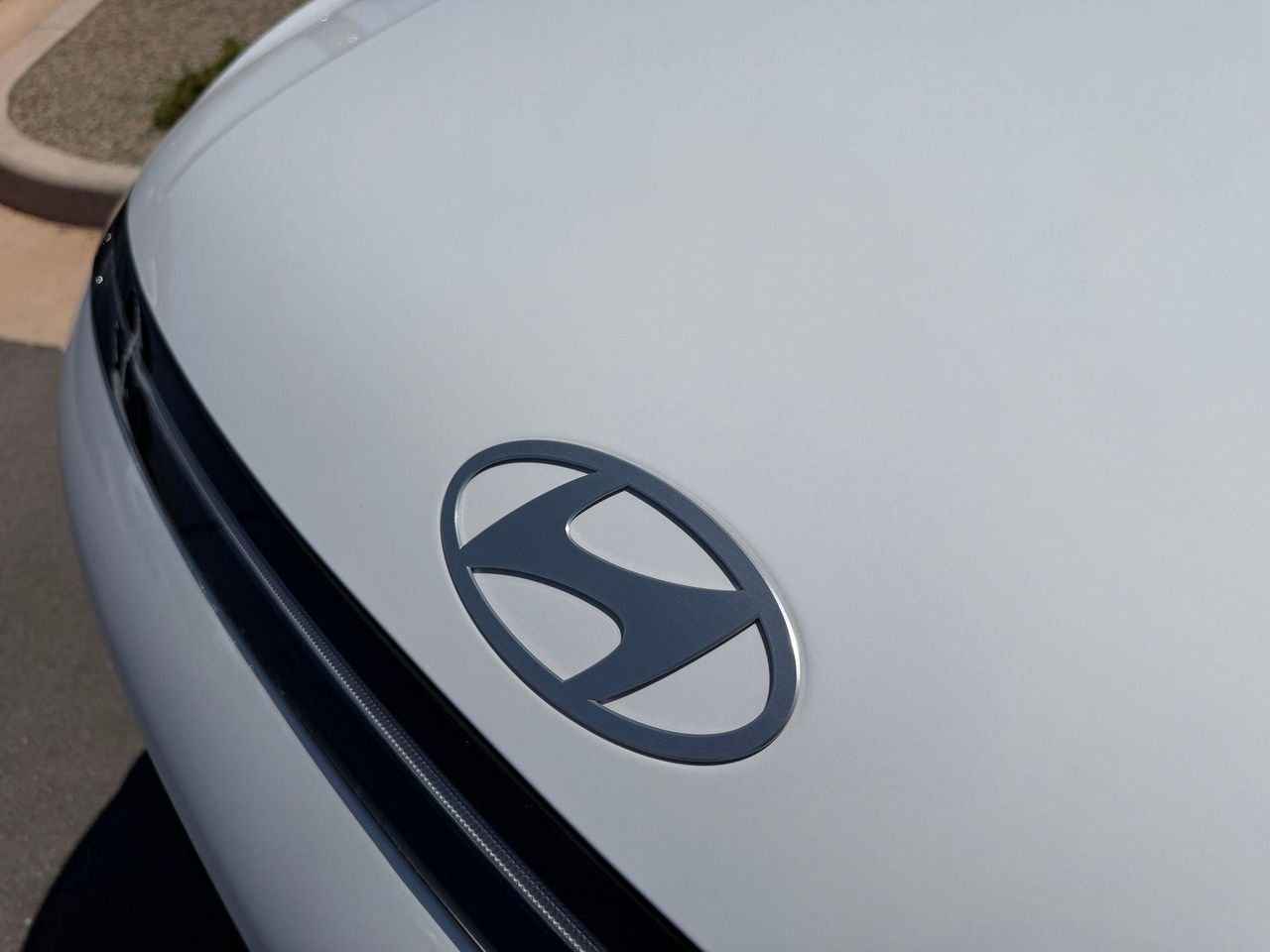 New 2027 White Hyundai SEL Sport image 14