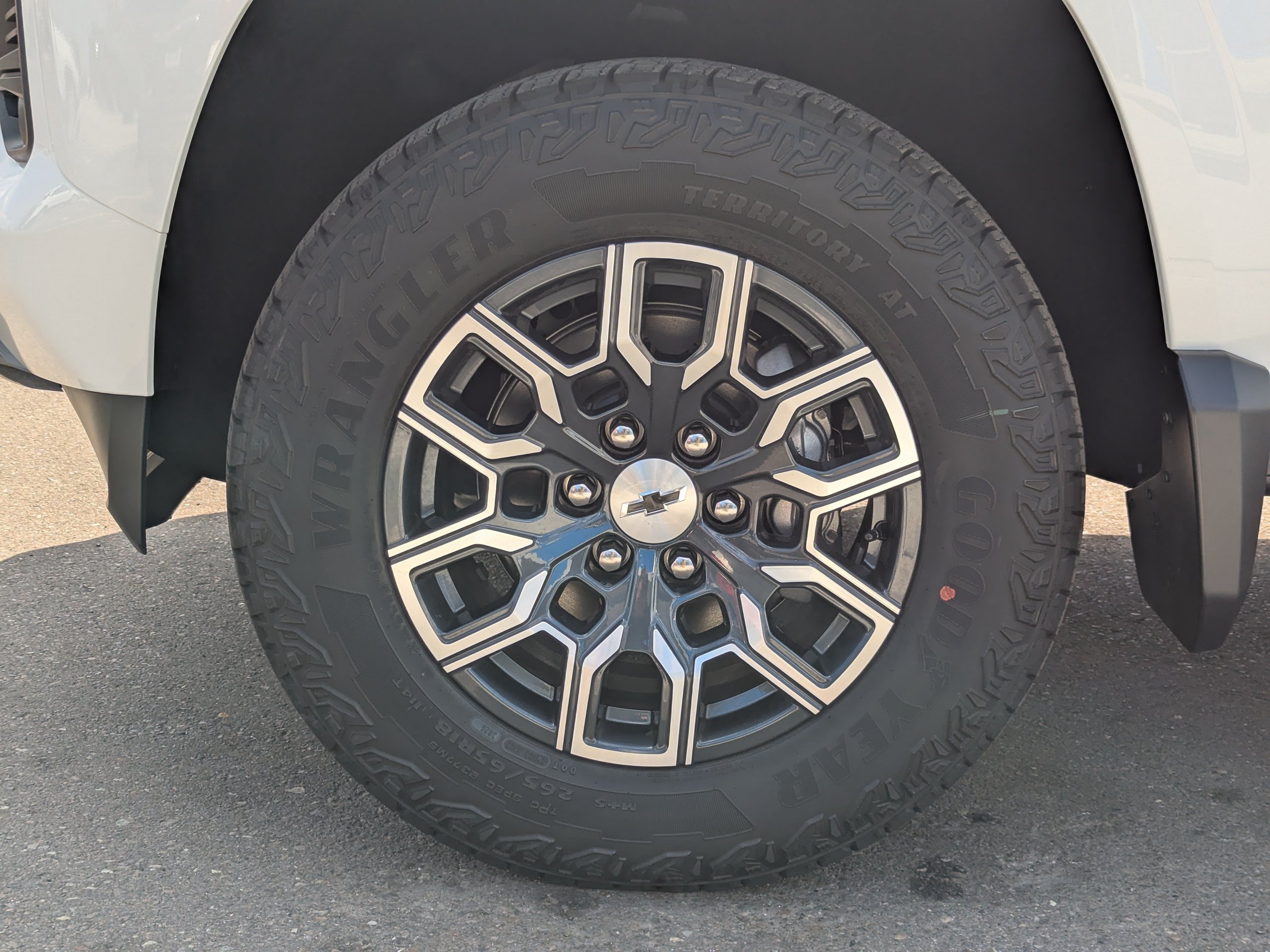 2026 Chevrolet Colorado Z71 - Photo 51