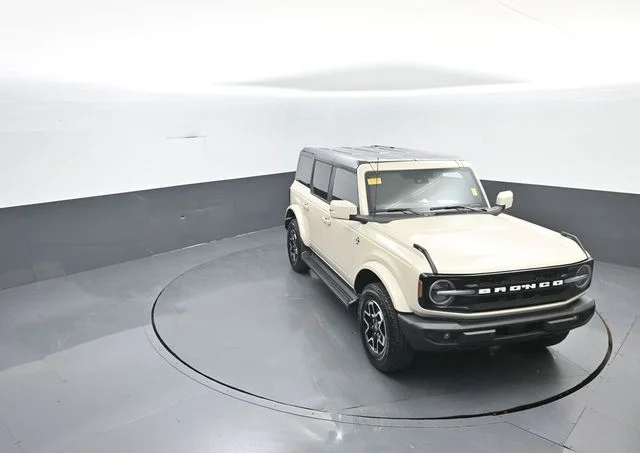 Certified Used 2025 Desert Sand Ford Outer Banks image 25