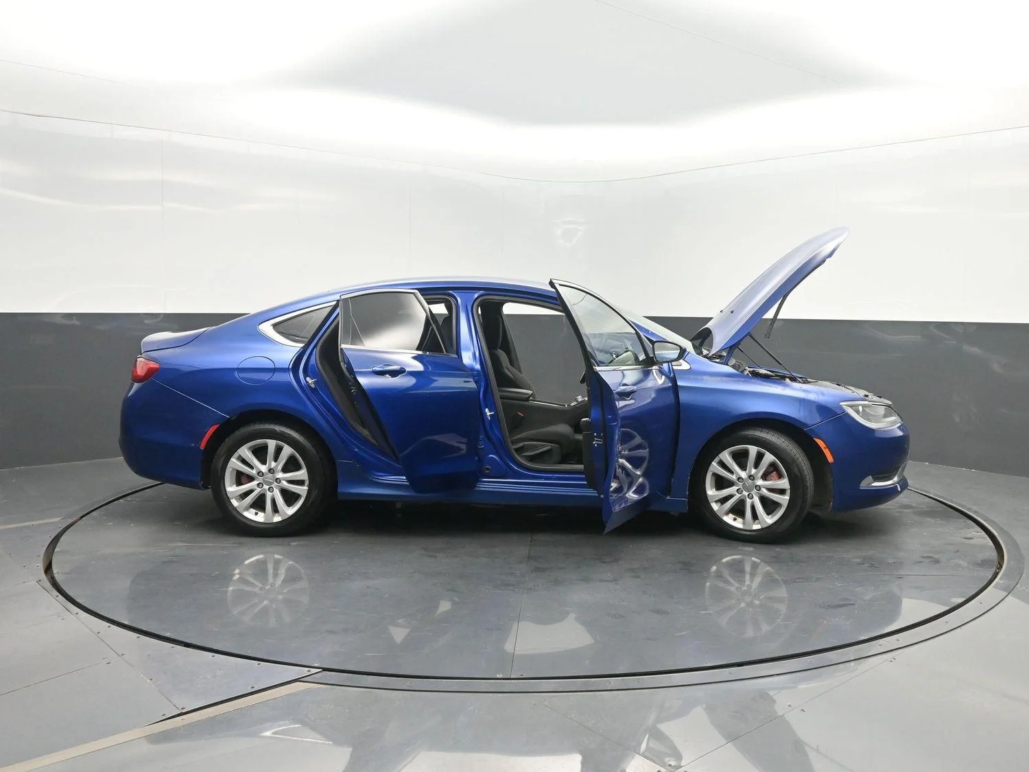 Used 2016 Vivid Blue Pearlcoat Chrysler Limited image 40
