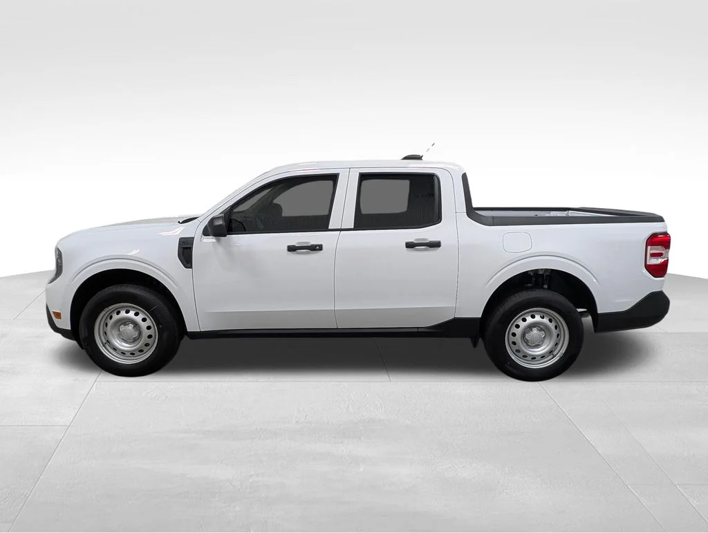 New 2026 White Ford XL image 1
