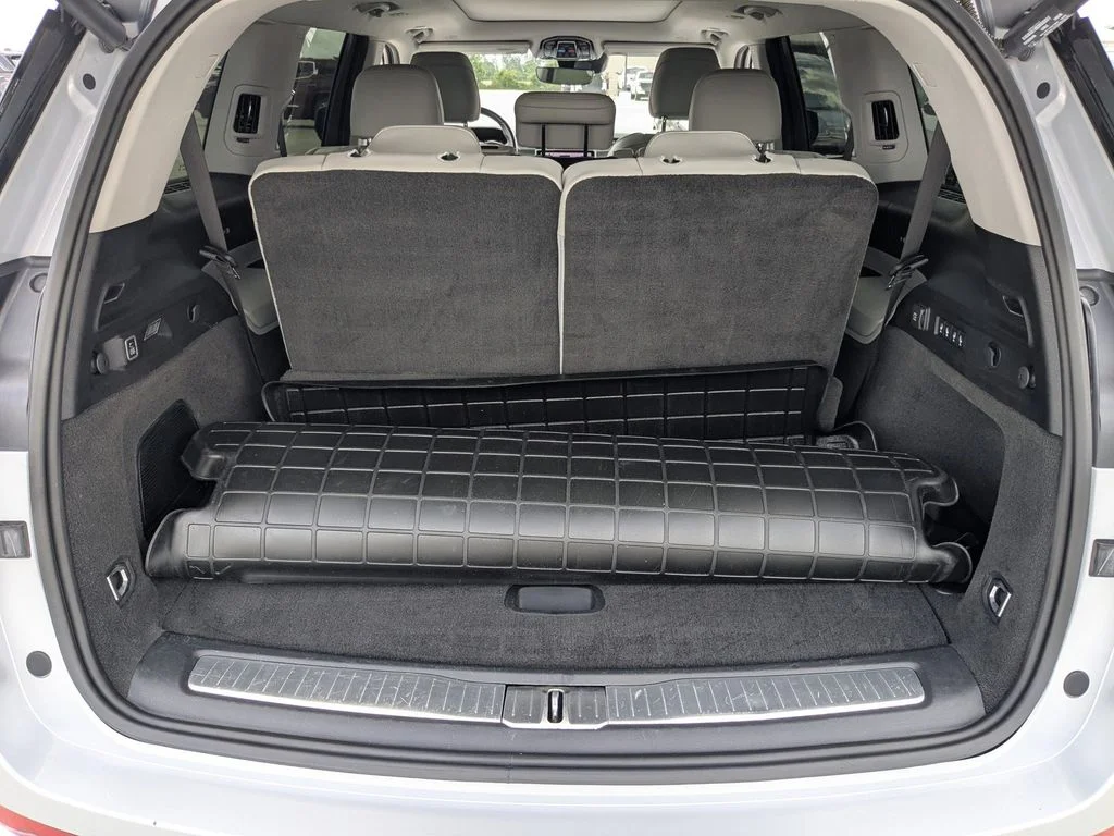 Used 2021 Silver Jeep Overland image 14