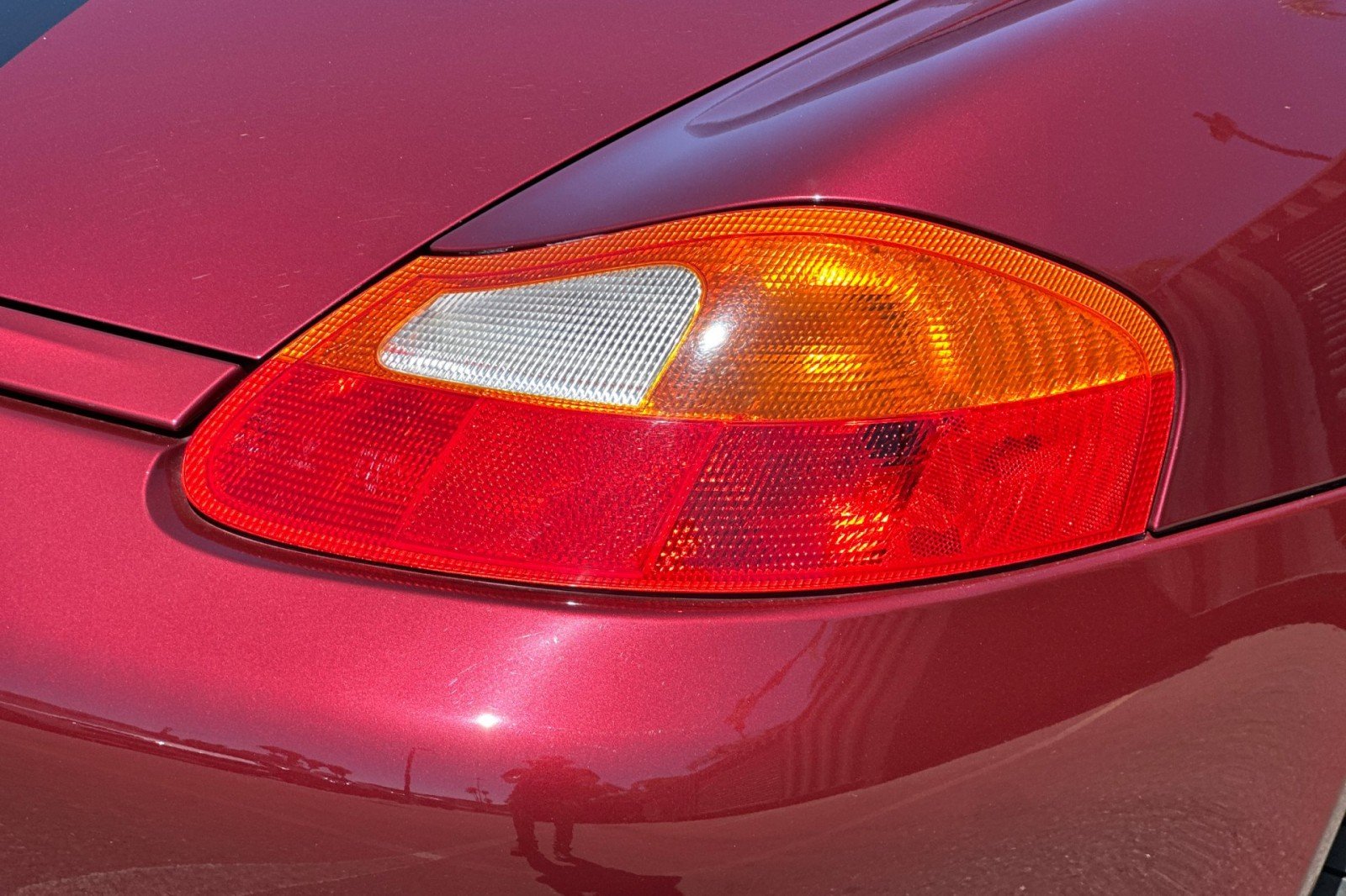 Used 1999 ARENA RED Porsche  image 22