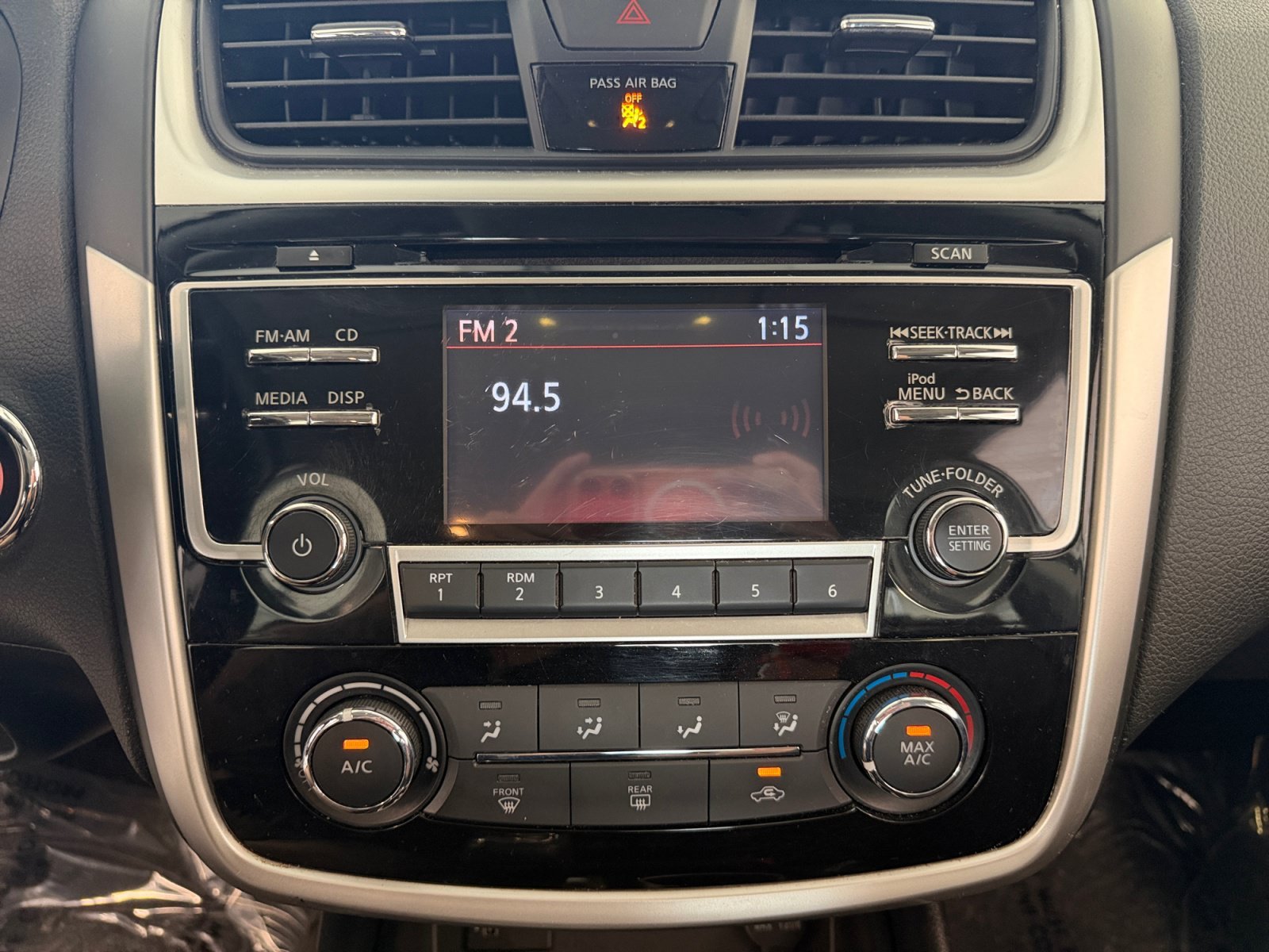 Used 2018 Pearl White Nissan 2.5 SR image 19