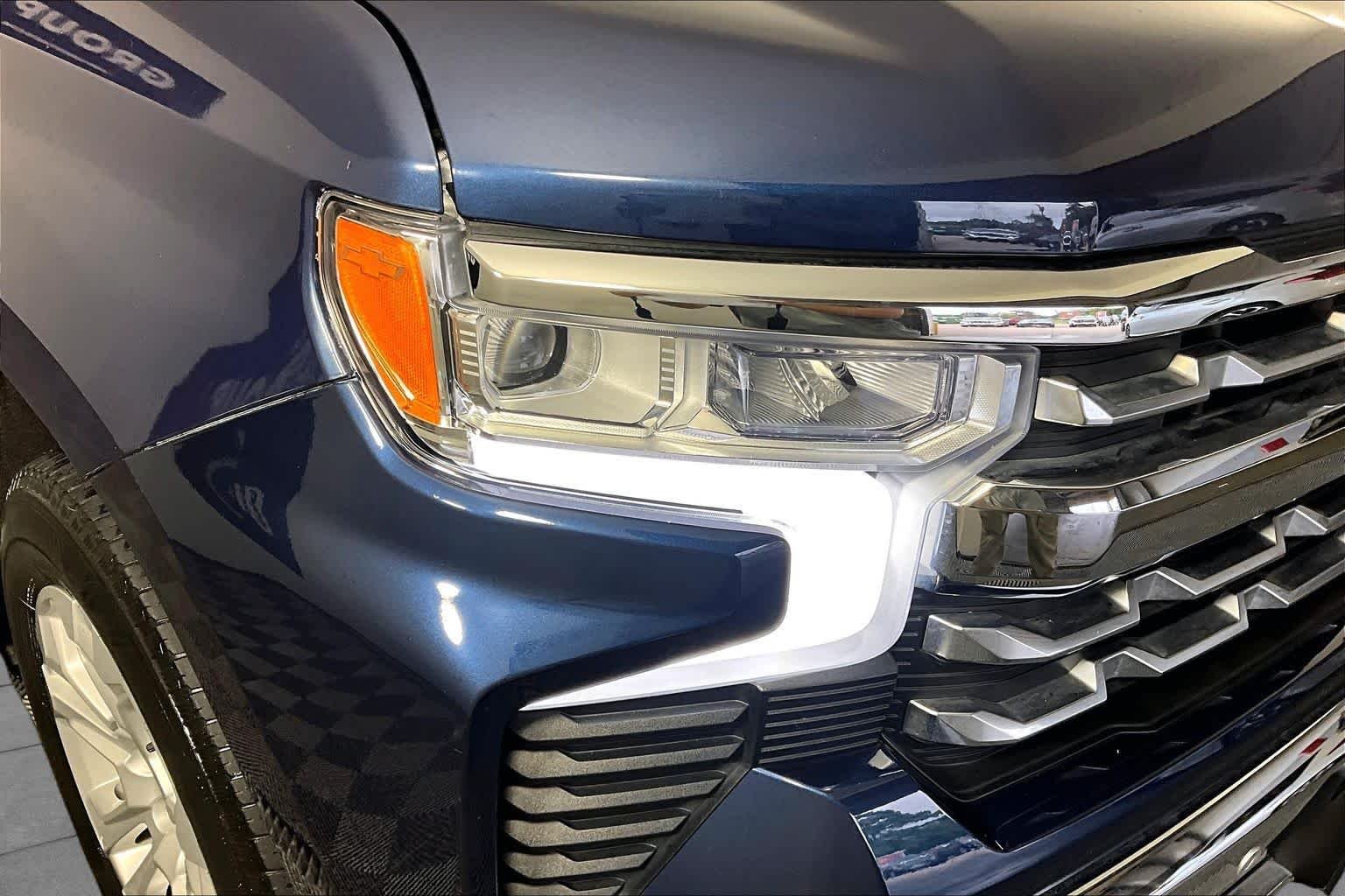 Used 2023 Northsky Blue Metallic Chevrolet LTZ image 27