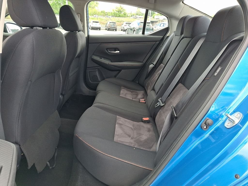 Used 2022 Blue Nissan SR image 11
