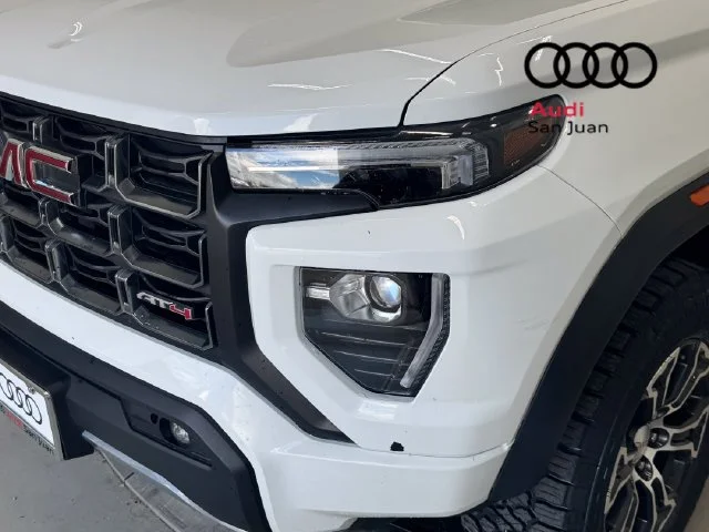 Used 2023 White GMC AT4 image 4