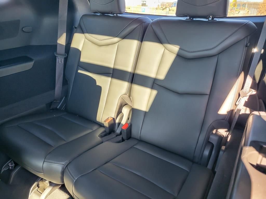 2025 CADILLAC XT6 - Image 12