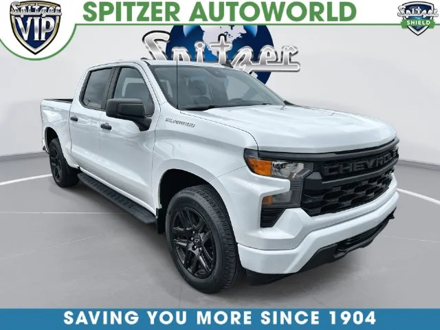 Used 2022 White Chevrolet Custom image 1