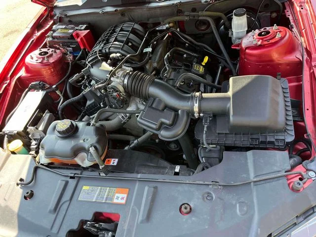 Used 2013 Candy Red Ford V6 Premium image 13