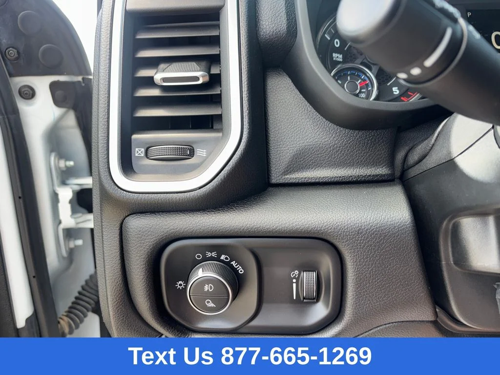 Used 2024 White Ram Big Horn image 18