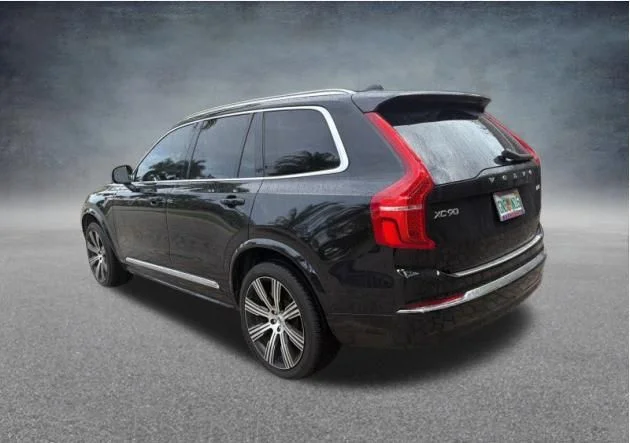 Certified Used 2023 Black Volvo Ultimate image 5