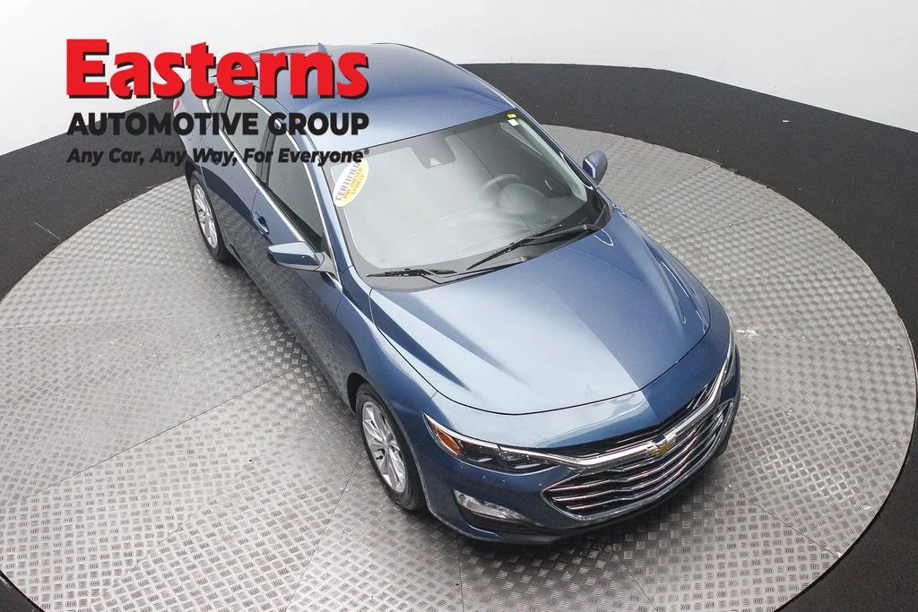 Used 2024 Blue Chevrolet LT image 3