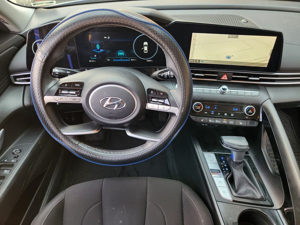 Used 2023 Intense Blue Hyundai SEL image 27