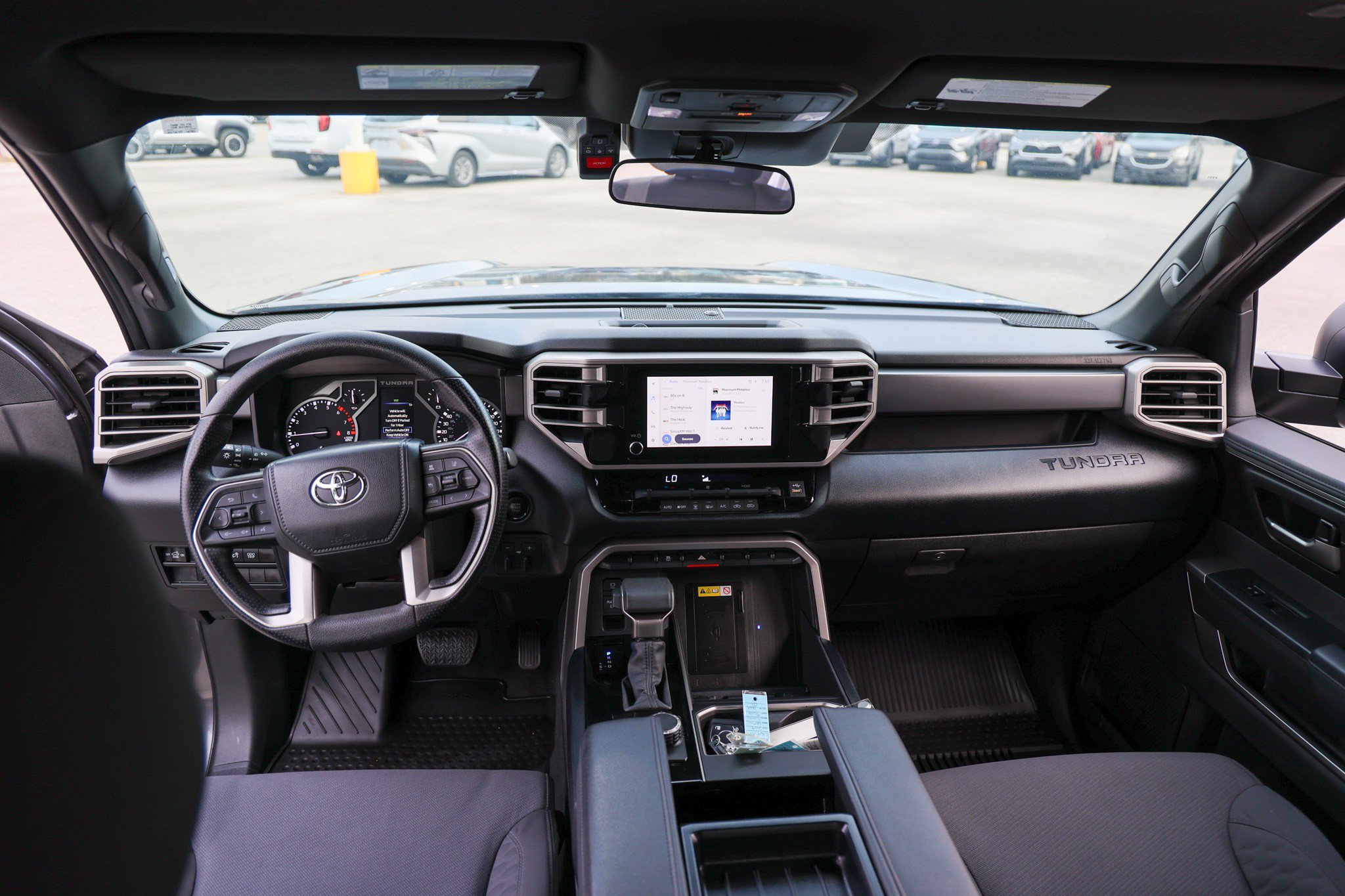 Used 2025 MAGNETIC GRAY MET Toyota SR5 image 42