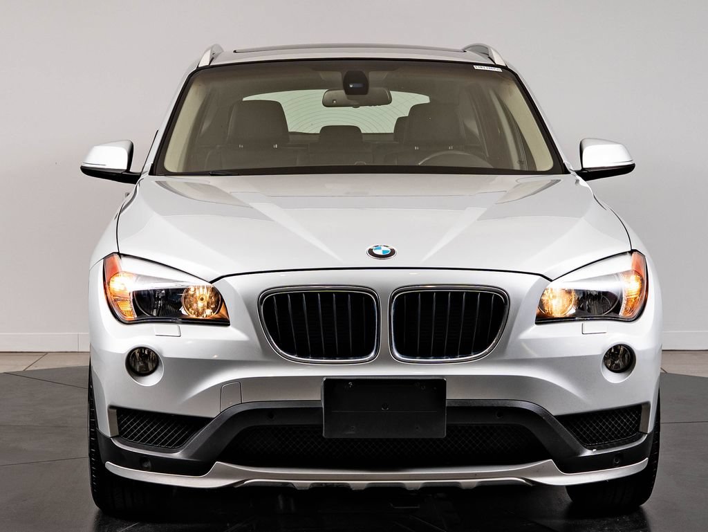 Used 2015 Glacier Silver Metallic BMW xDrive28i image 2
