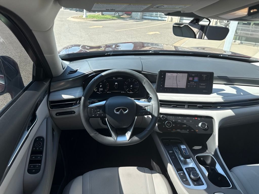 Used 2026 Red INFINITI LUXE image 14