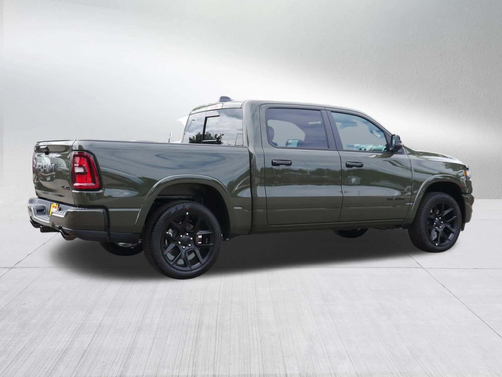 New 2026 Tank Exterior Paint RAM Laramie image 7