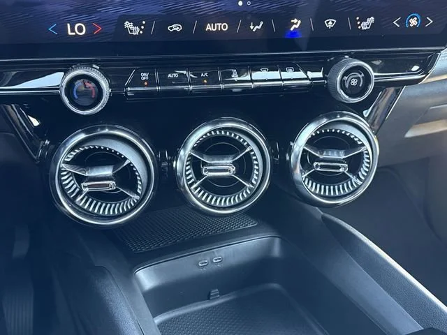2025 Chevrolet Blazer EV LT - Photo 26