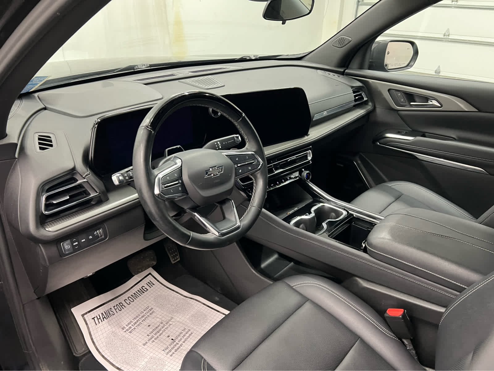Used 2024 Mosaic Black Metallic Chevrolet AWD LT image 18