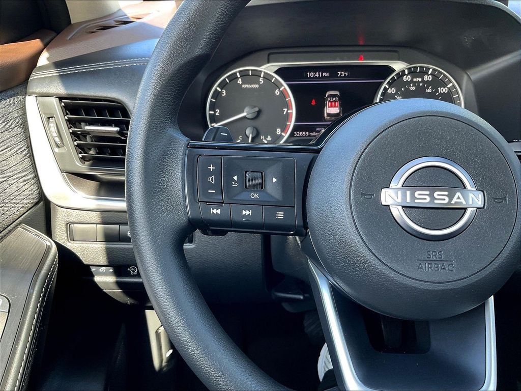 Used 2023 White Nissan SV image 22