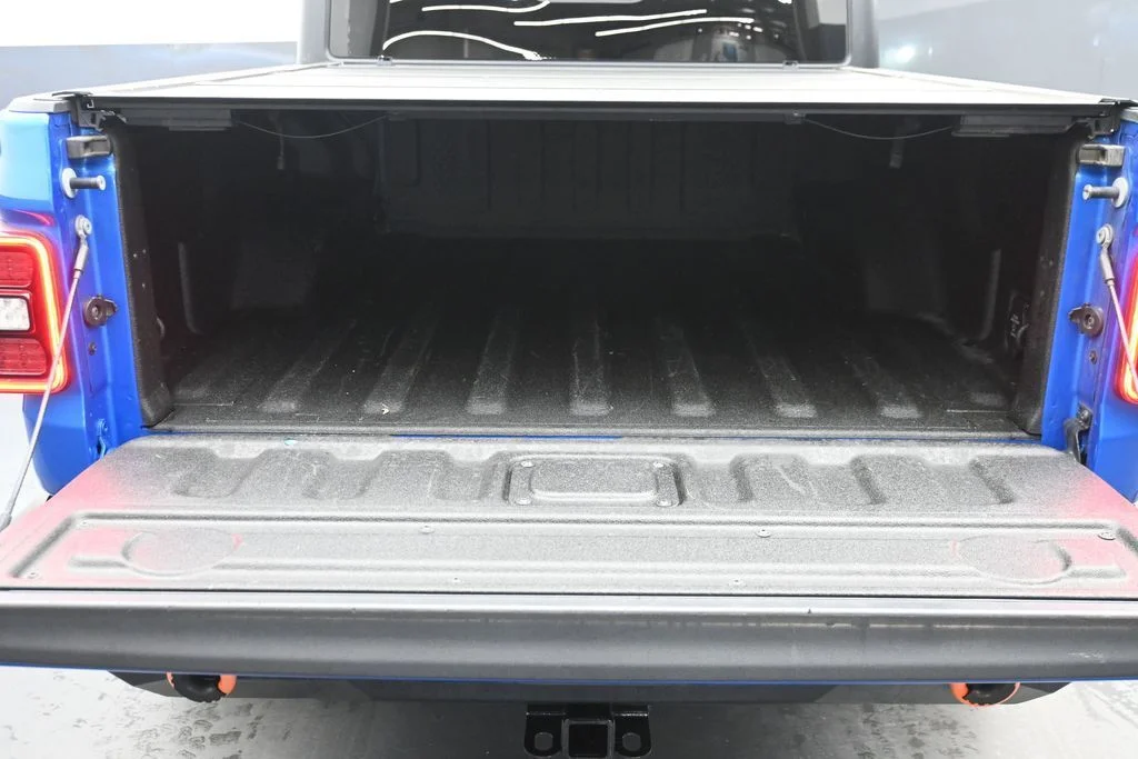 Used 2022 Blue Jeep Mojave image 11