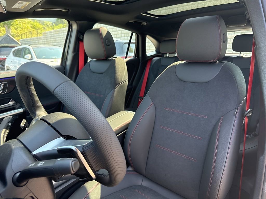 2026 Mercedes-Benz GLA AMG GLA 35 - Photo 95