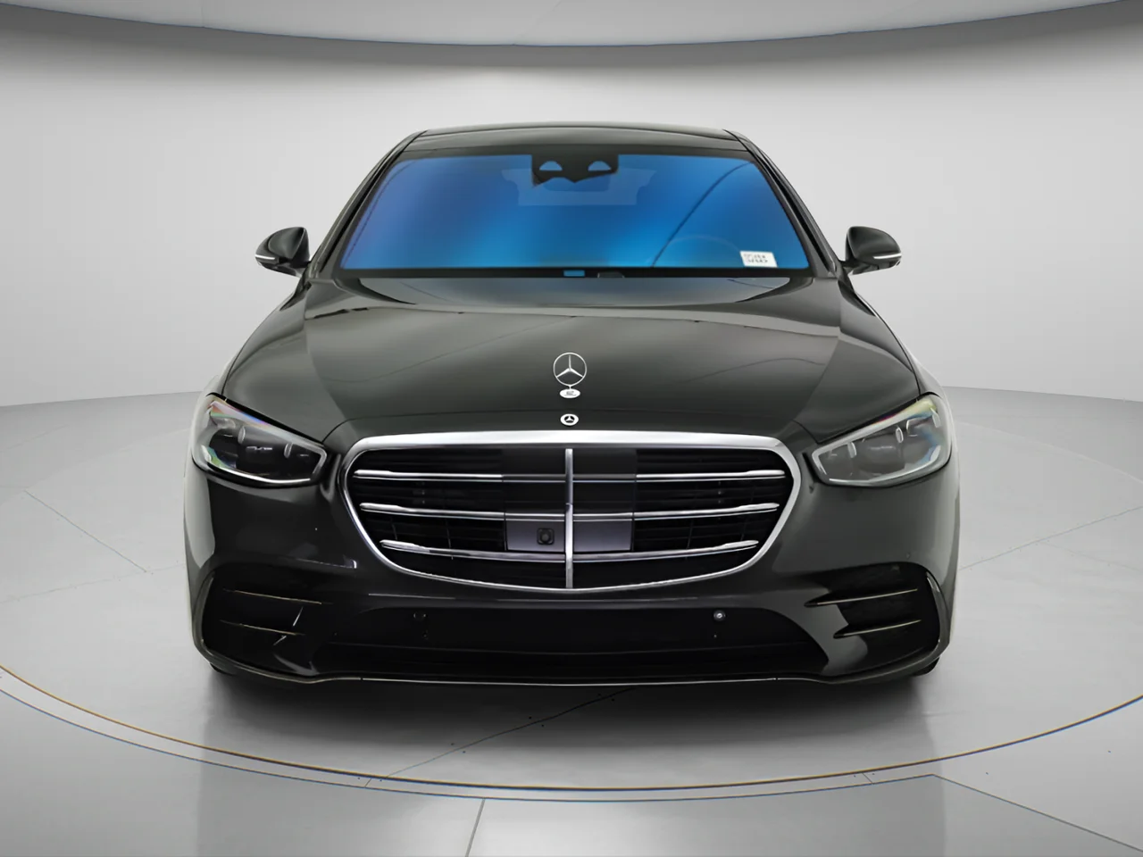 Certified Used 2023 Gray Mercedes-Benz S 500 4MATIC® AMG® Line image 6
